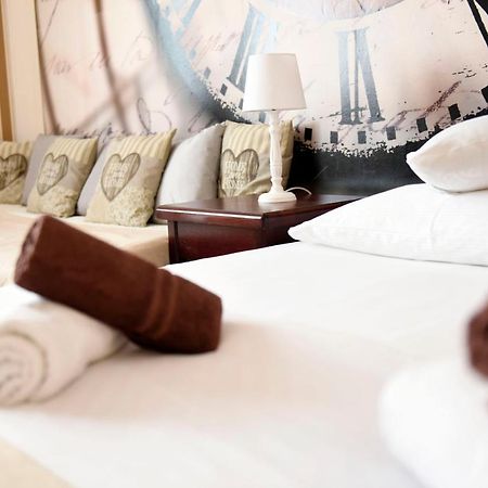 Apartament City, Clock 크로스노 외부 사진