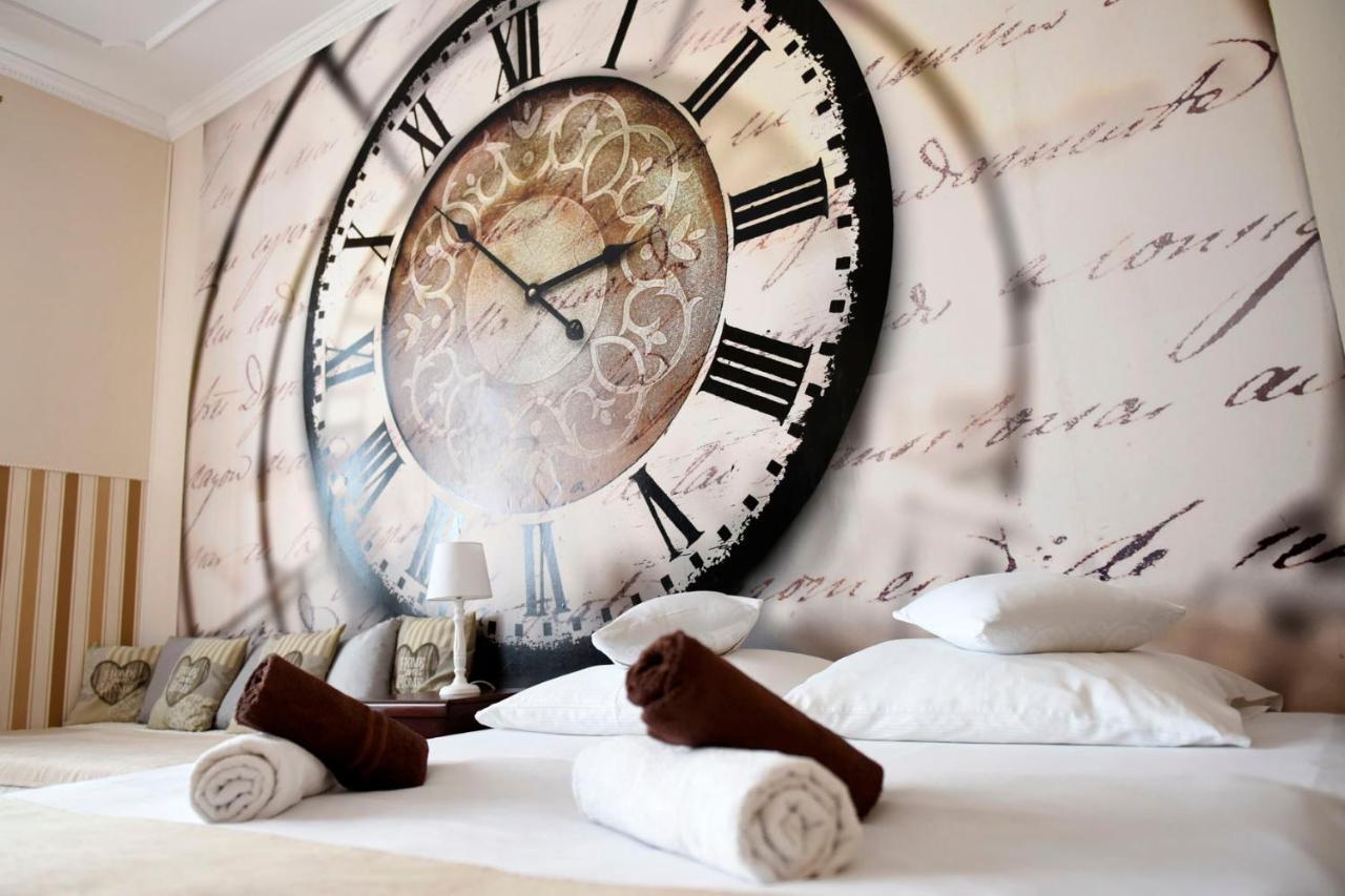Apartament City, Clock 크로스노 외부 사진