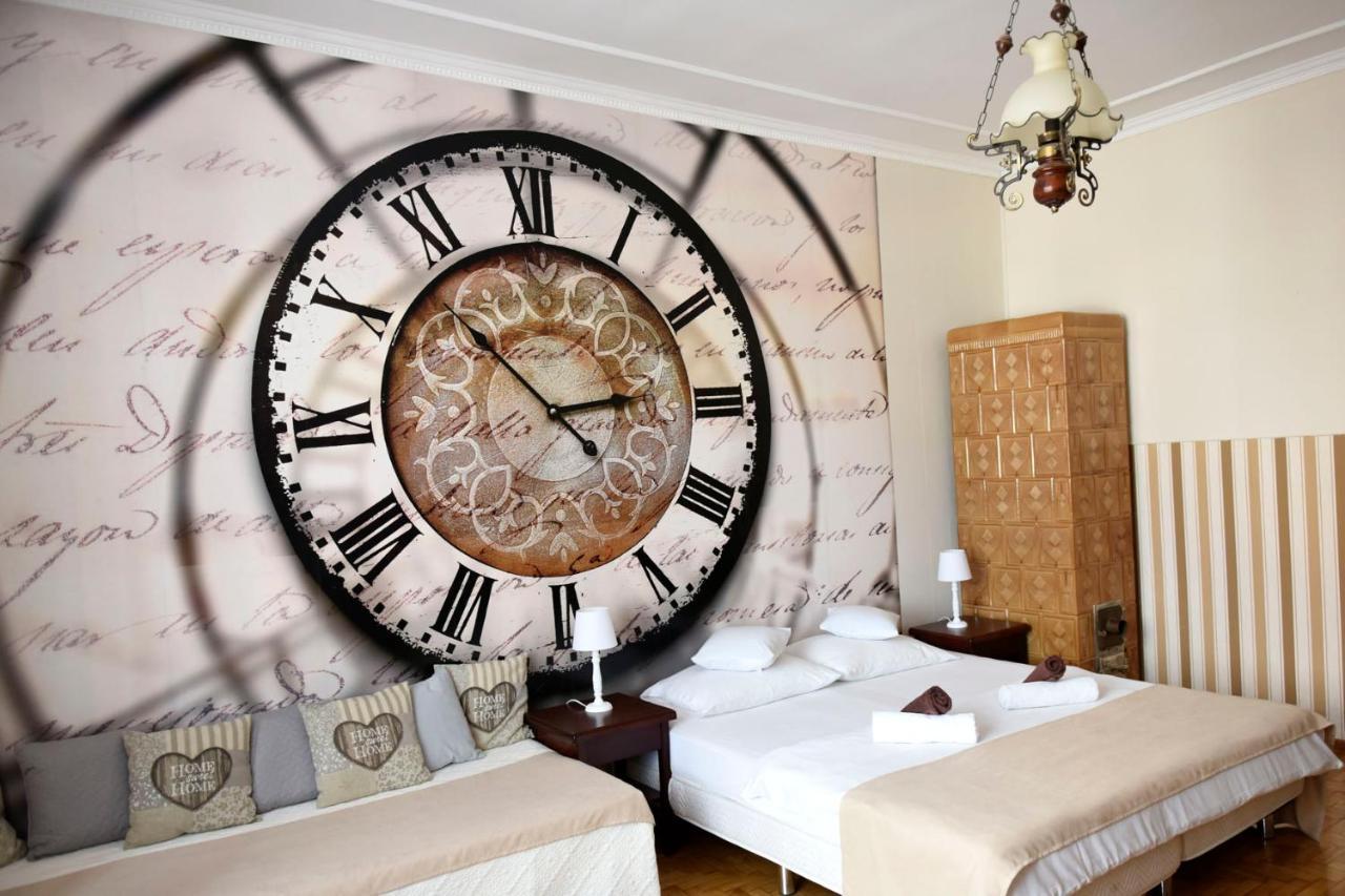 Apartament City, Clock 크로스노 외부 사진